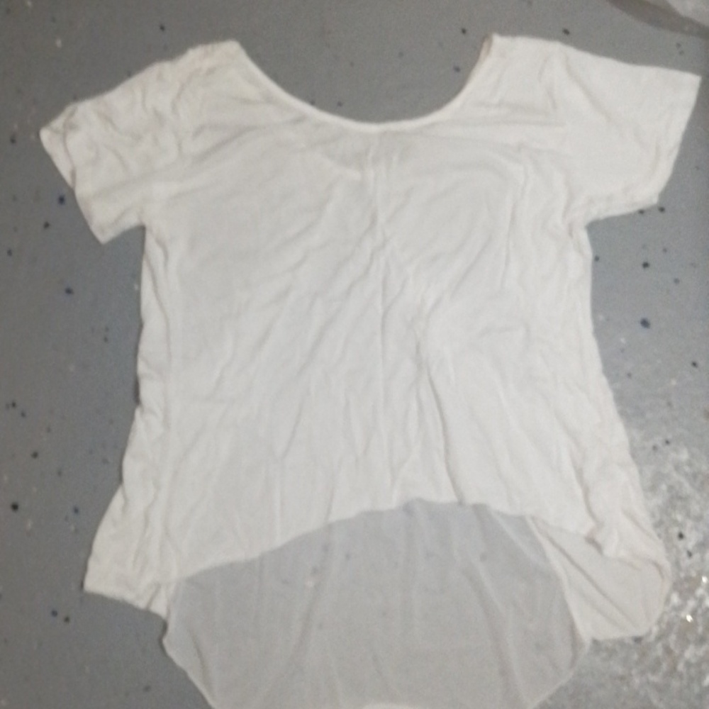 White t-shirt